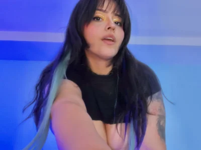 curvy_rousi live cam video preview