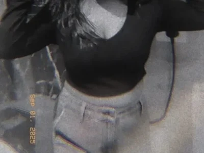 Naughtyy_stripgirl live cam video preview